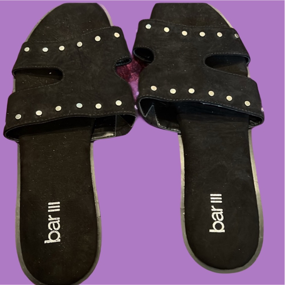 Bar III Sandals NWT Size 10 Bar III Sandals silver studs host pick